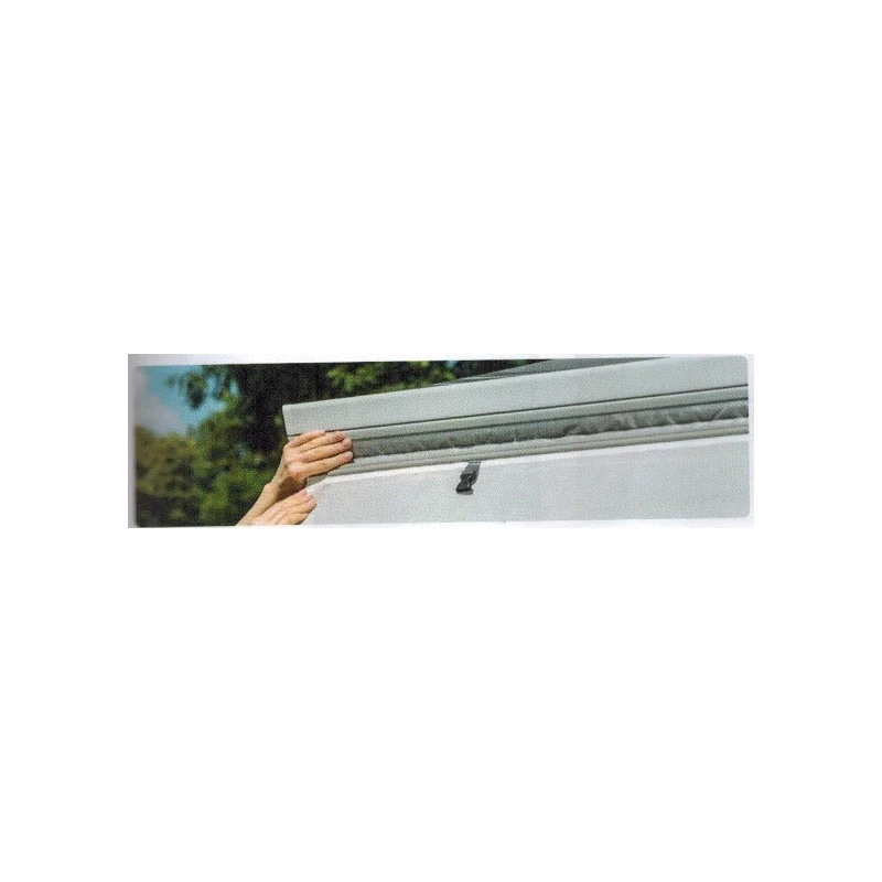 FIAMMA Privacy Rail Kit 2 FIAMMA Privacy Rail Kit – Image 2